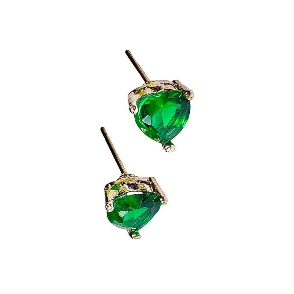 Green Heart Shaped Crytal Gemstones in 925 Sterling Silver Filled Earrings - Picture 5 of 6
